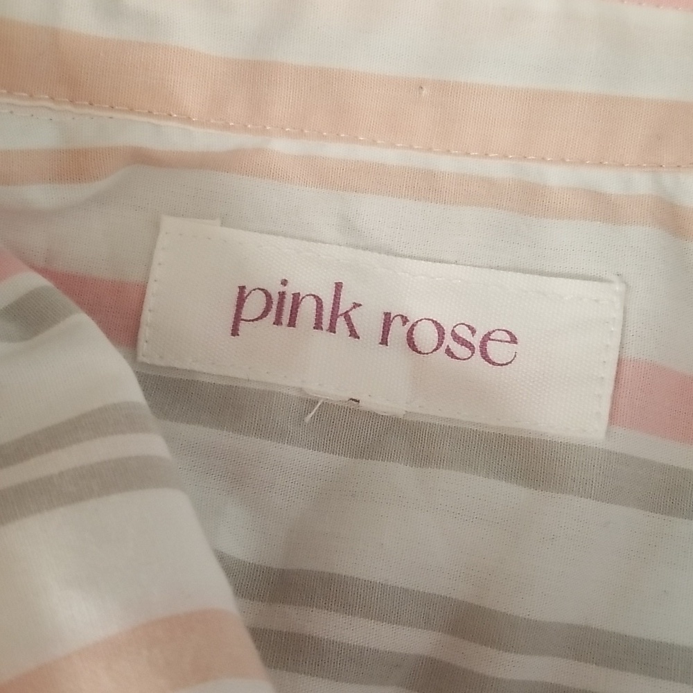 Pink Rose Button Down Size Small - Picture 4 of 5
